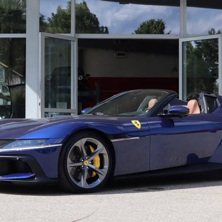 Ferrari 12Cilindri Spider