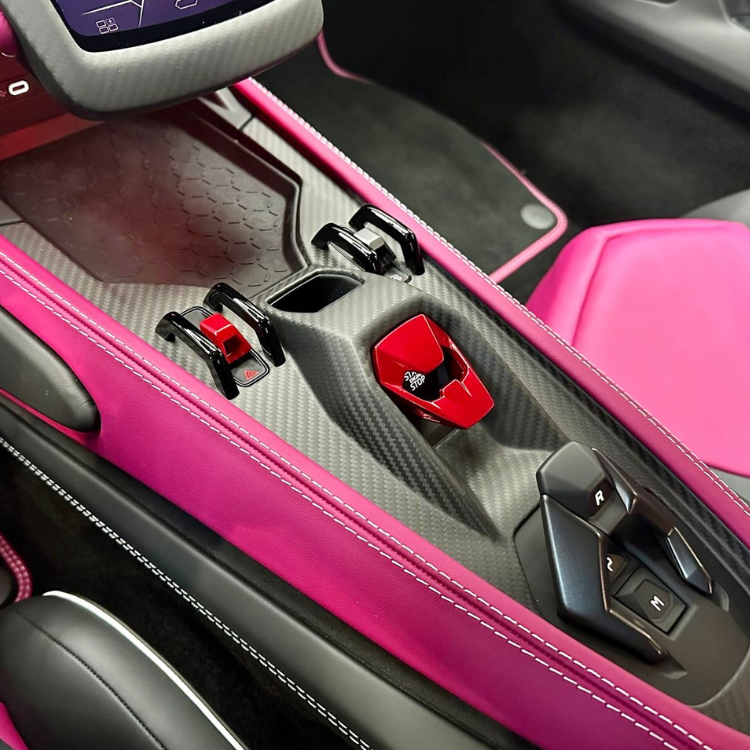 Lamborghini Revuelto