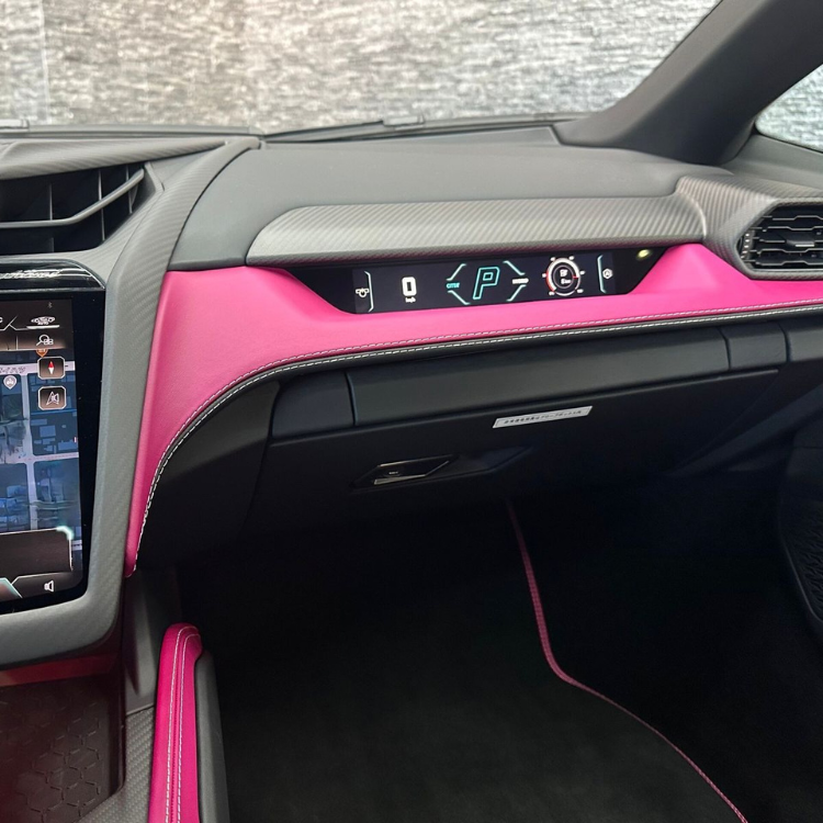 Lamborghini Revuelto