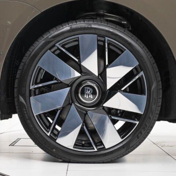 Rolls-Royce Cullinan Series II