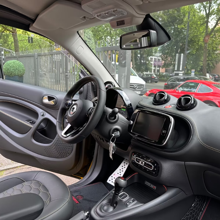 Smart EQ ForTwo Cabrio Brabus 92R