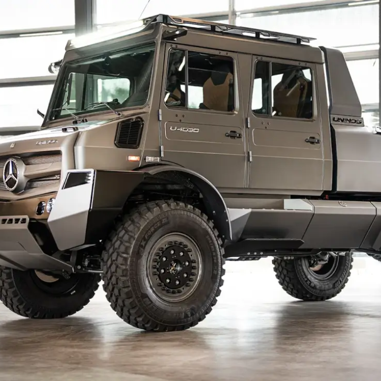 Mercedes-Benz Unimog U 4030
