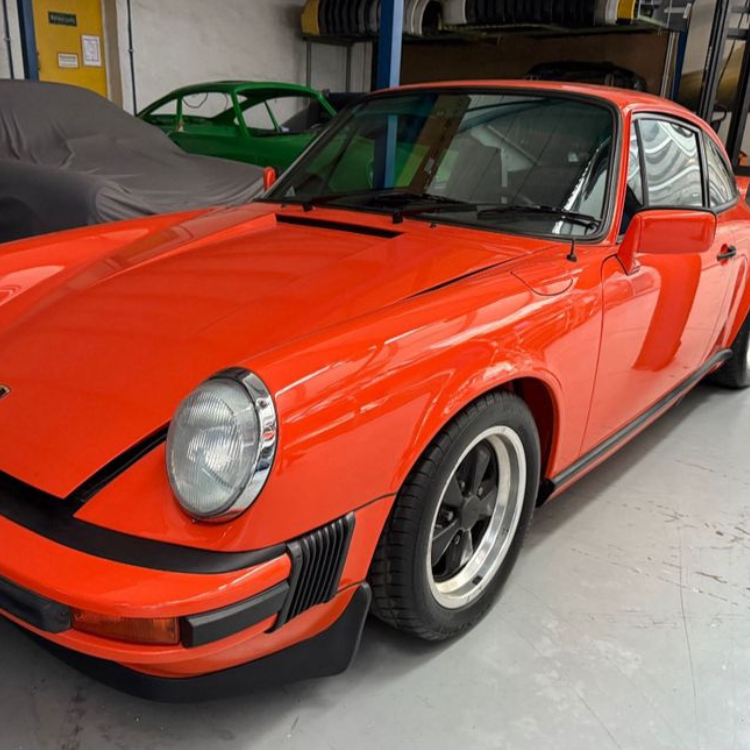 Porsche 911 2.7 RS 