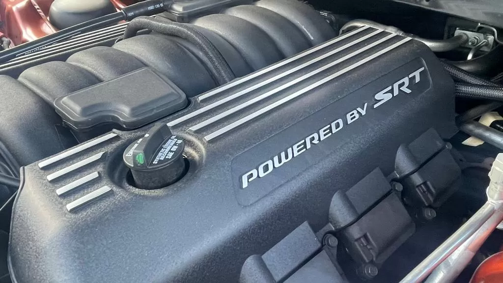 Dodge Challenger Scat Pack 4