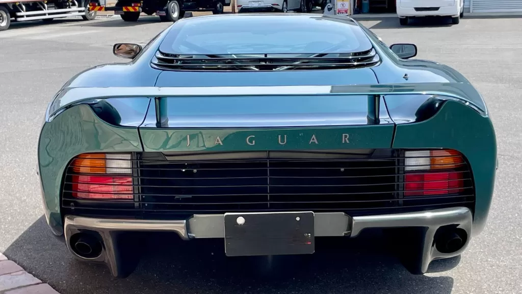 Importacao Jaguar XJ220_5